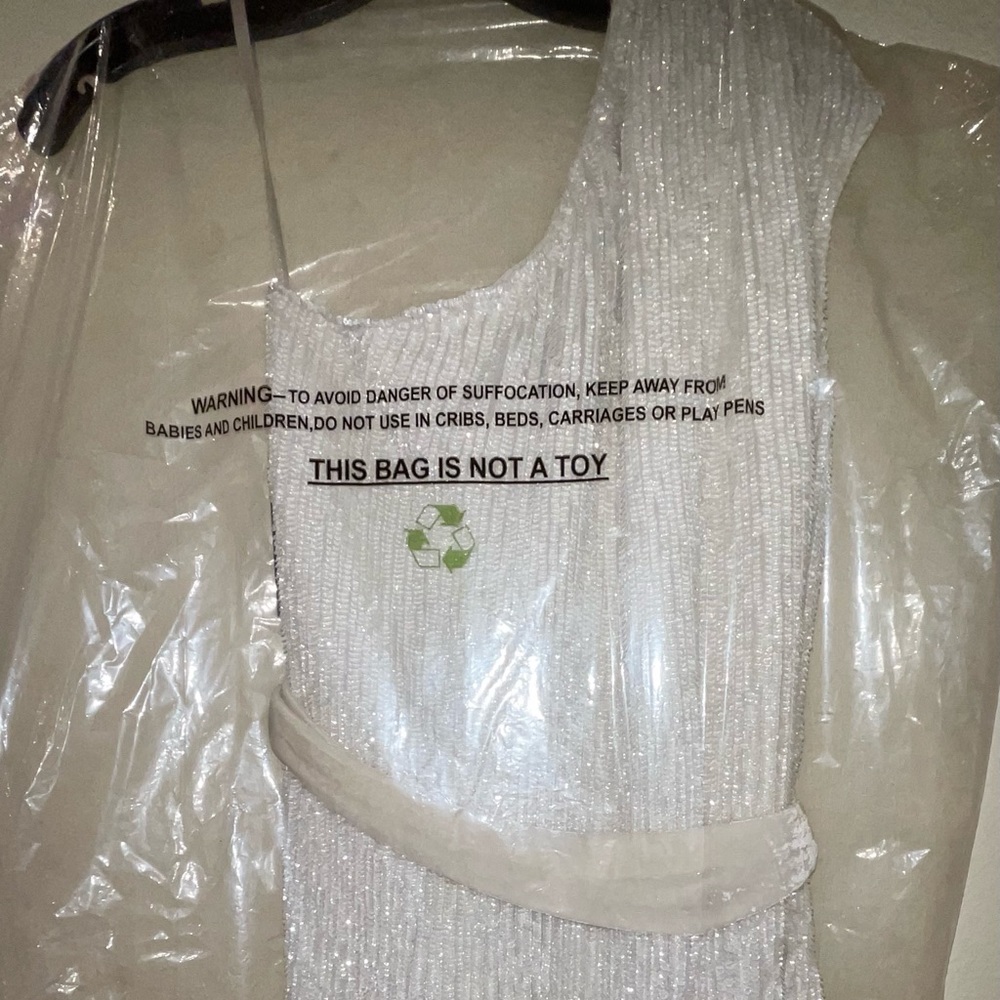 RETROFETE Ella White Moonglow New One-Shoulder Asymmetrical Sequins Dress SizeXS - Picture 9 of 10